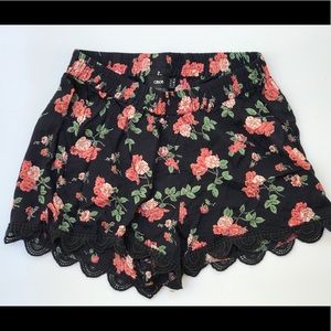 ASOS Floral Maternity shorts - size 4